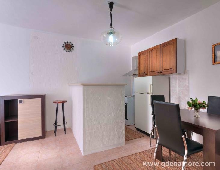 Apartman 1 - trpezarija